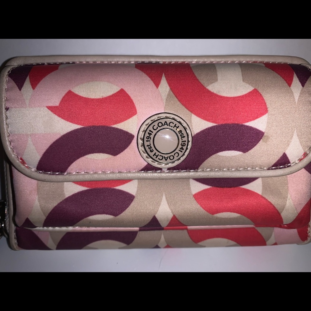 SOLD!!!!Coach wristlet - Picture 5 of 7